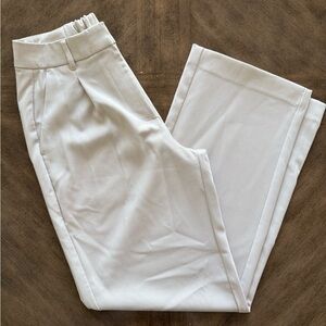 Old Navy Cream Extra High-Rise Taylor Wide Leg Trouser - Women’s Small